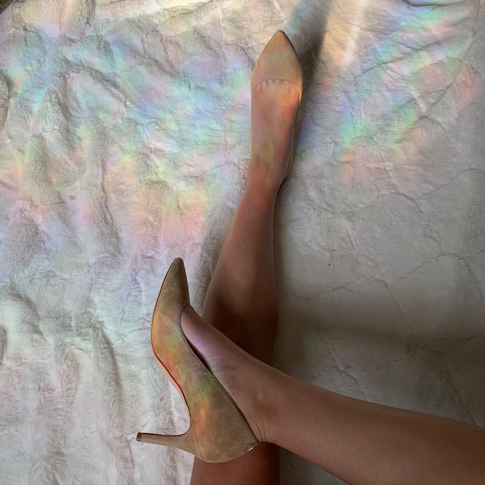 Sam Edelman Nude Suede Heels - Picture 5 of 5